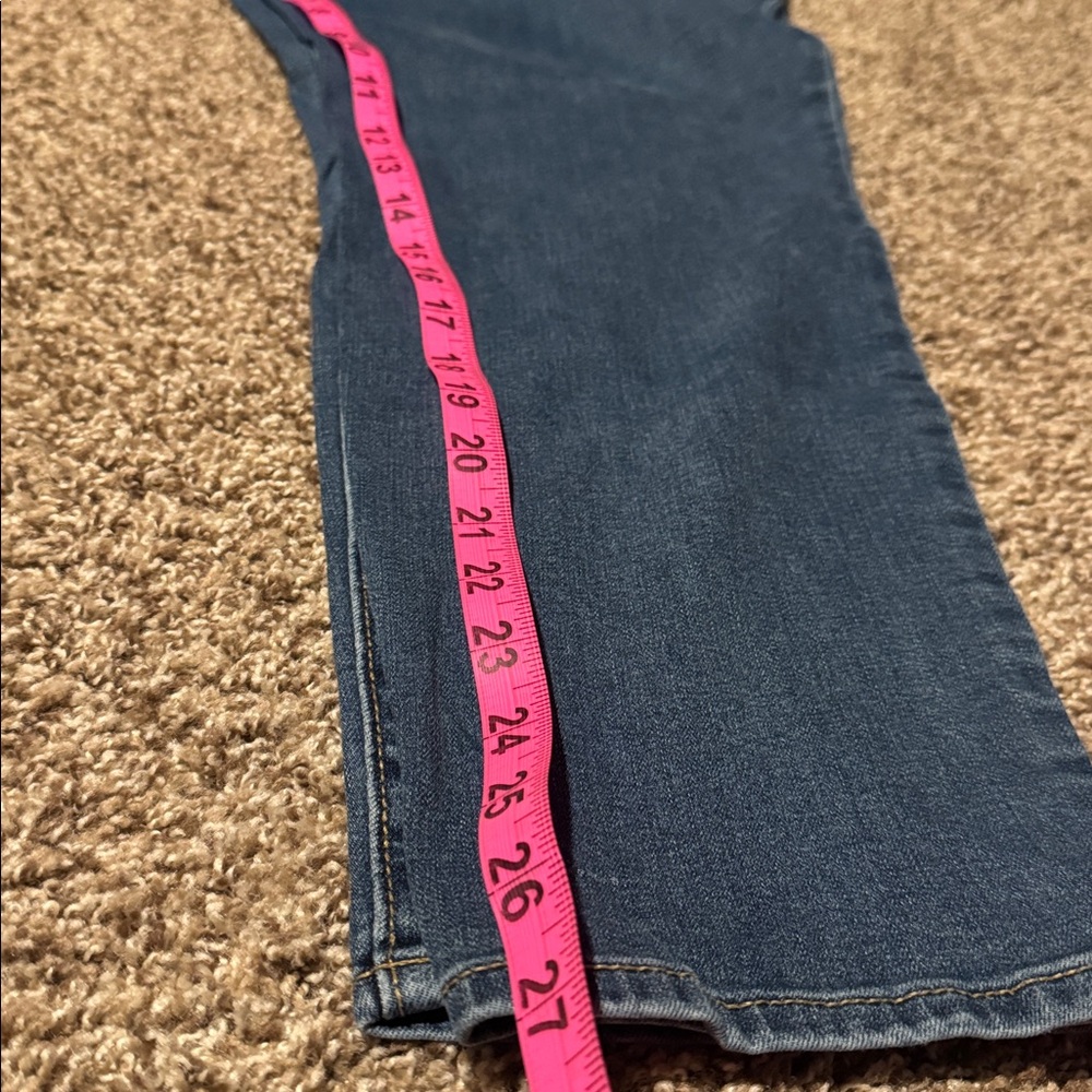 Old Navy Rockstar Midrise distressed stretch jeans (16P) - EUC! - Picture 7 of 9